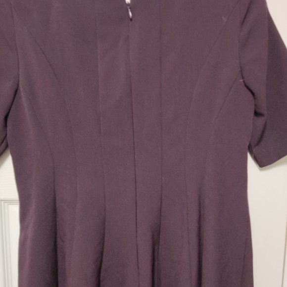 Laura Petites size 4 mauve mini dress - Shell 95% polyester and 5% spandex - Picture 10 of 10
